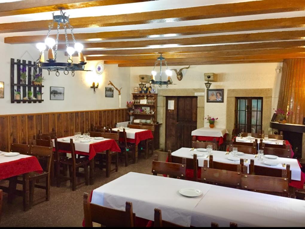 Hostal Restaurante El Chato El Barraco Extérieur photo